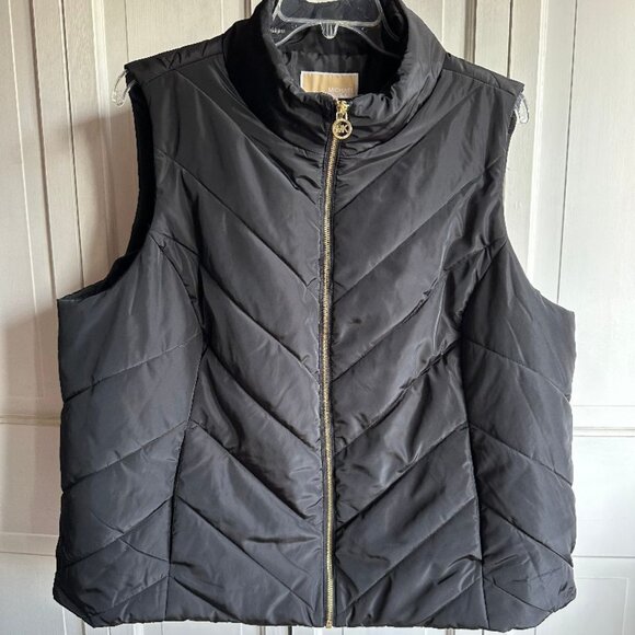 NWT $125 Michael Kors Puffer  Vest Plus size 3X - Picture 1 of 2